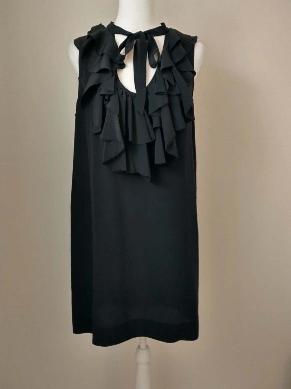 Joie Black 100% Silk Ruffled Keyhole Shift Dress XS Whimsigoth Dark Fairy